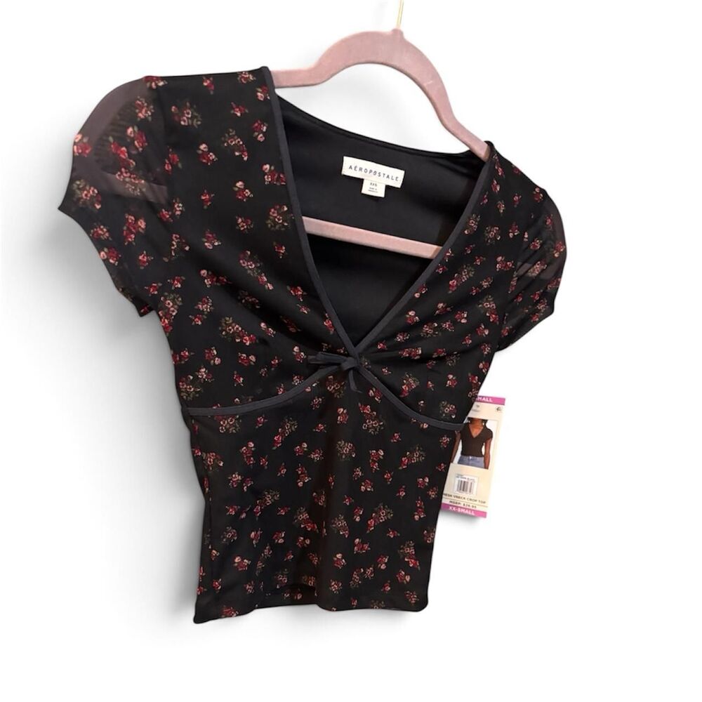 Aeropostale Black/Red Y2K Floral Blouse